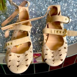 Preown moschino shoes